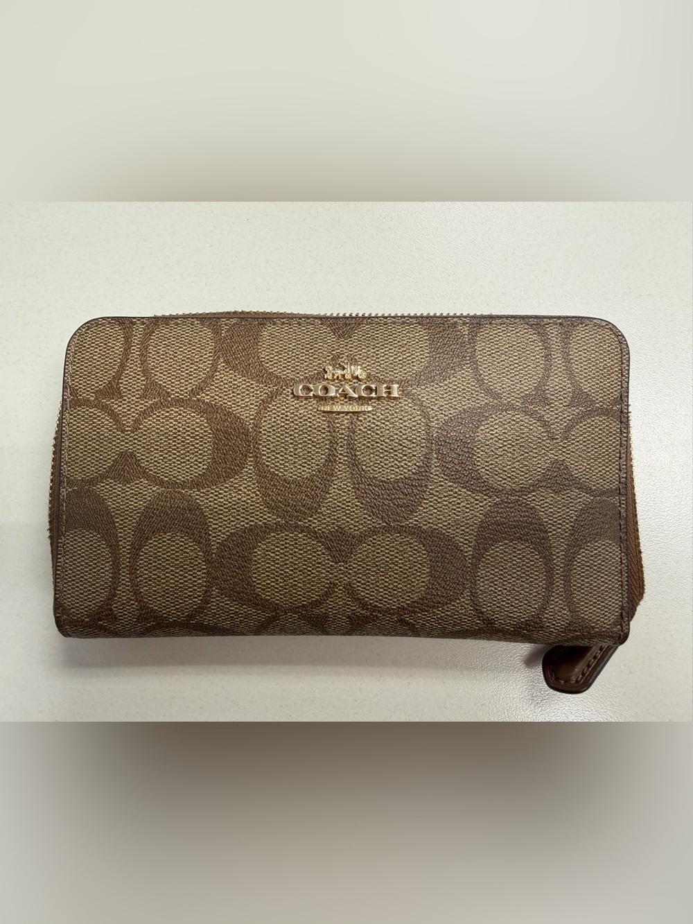 Medium Coach Zip Wallet